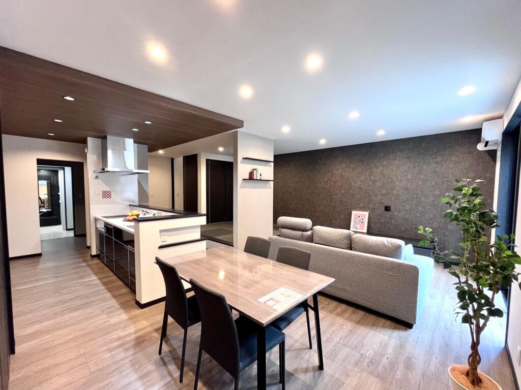 ペットと快適に暮らすための床材リフォーム